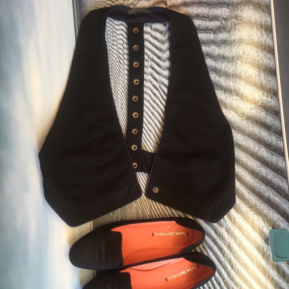 Cute Armani short black vest. 100% cotton.